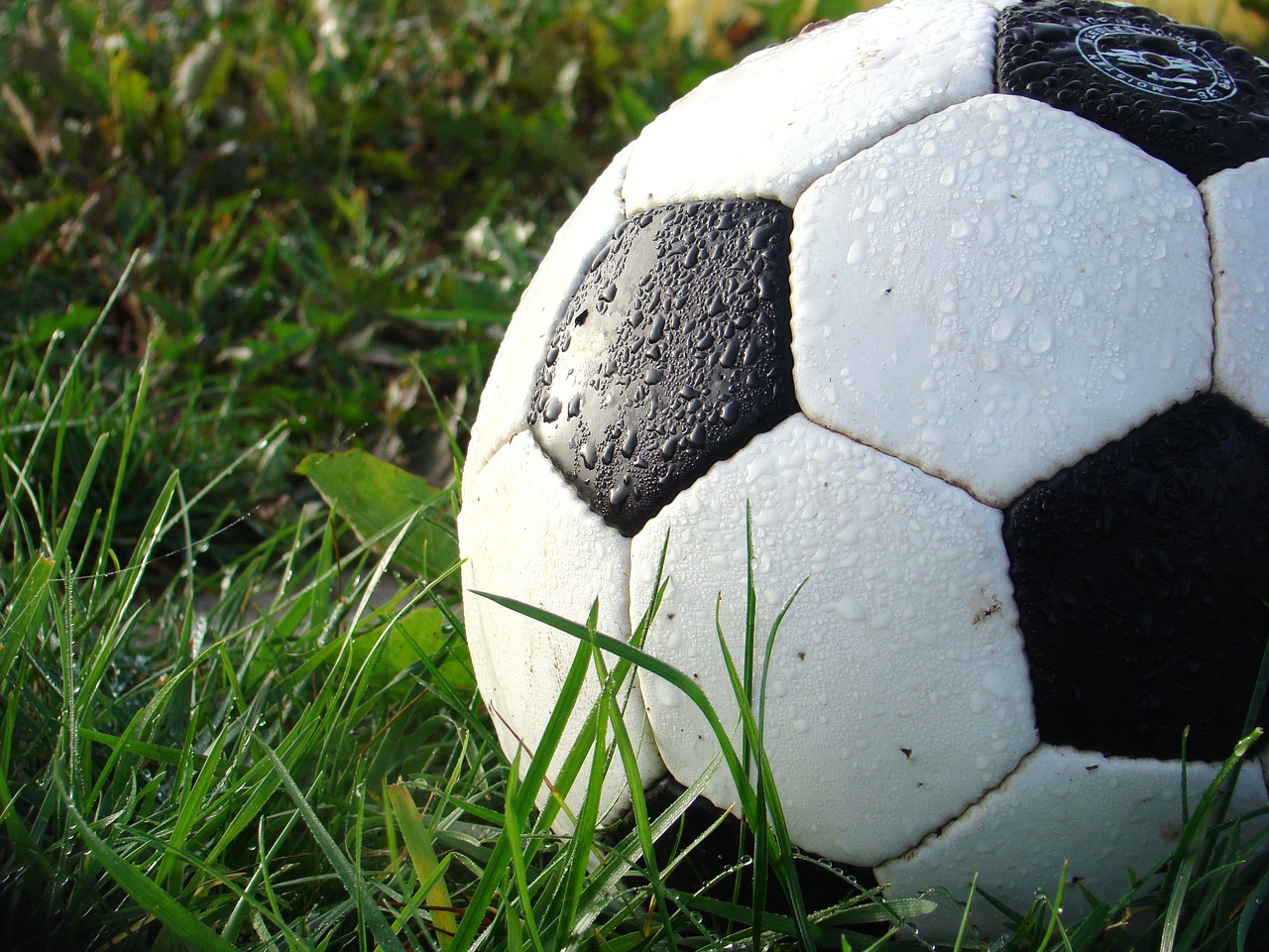 ¿Cuánto Pagan Lanús vs Central Córdoba? Cuotas y Pronósticos